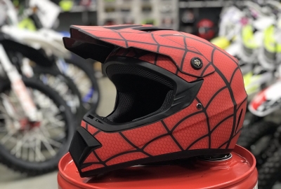Кроссовый шлем MOWGLI Красный паук