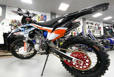 Мотоцикл BSE Z8 300e 21/18